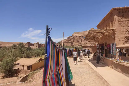 Från Marrakech: 2-dagars lyxtur till Zagoraöknen