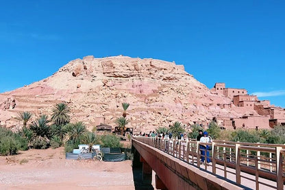 Från Marrakech: 2-dagars lyxtur till Zagoraöknen