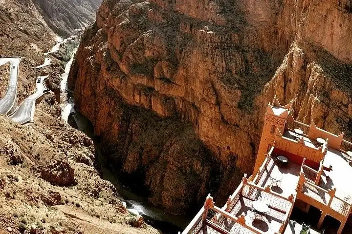 From 马拉喀什：3 天私人沙漠之旅前往非斯