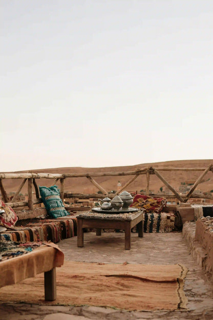 From Marrakech: giro in quad nel deserto di Agafay, giro in cammello e gita in piscina con pranzo