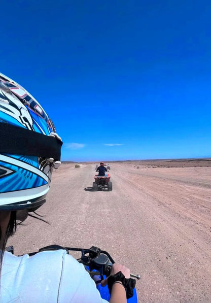 From Marrakech: giro in quad nel deserto di Agafay, giro in cammello e gita in piscina con pranzo