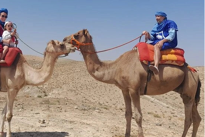 Från Marrakech: Privat utflykt med fyrhjuling i Agafayöknen, kamelridning och middag