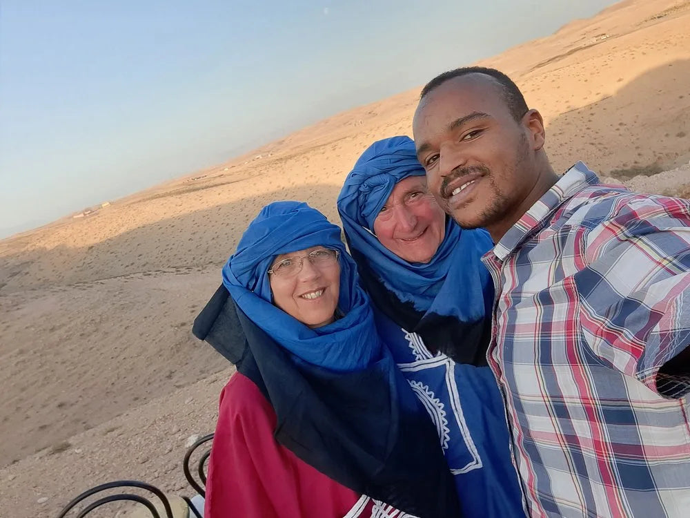 From Marrakech: giro in cammello al tramonto nel deserto di Agafay