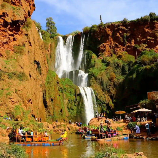From Marrakech: Escursione di un giorno alle Cascate di Ouzoud con giro in barca