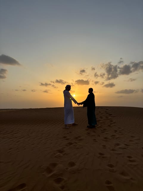 From Muscat: 6-Day Oman Tour of Muscat, Wadis, Desert, and Jebel Akhdar