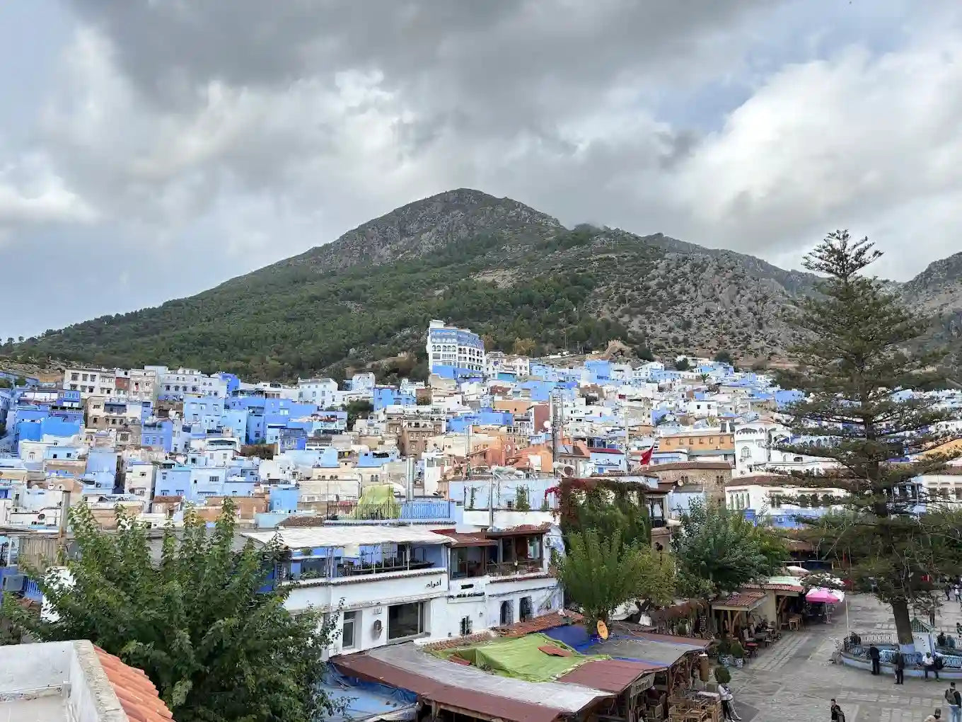 Από το Ραμπάτ: Ημερήσια εκδρομή στη Σεφσαουέν με τρένο υψηλής ταχύτητας
