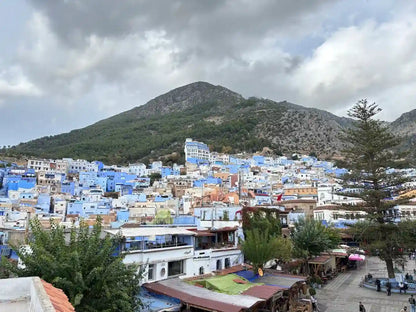 Από το Ραμπάτ: Ημερήσια εκδρομή στη Σεφσαουέν με τρένο υψηλής ταχύτητας