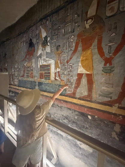 From Safaga: Geführte Luxor-Tour zum Tal der Könige und Karnak mit Mittagessen