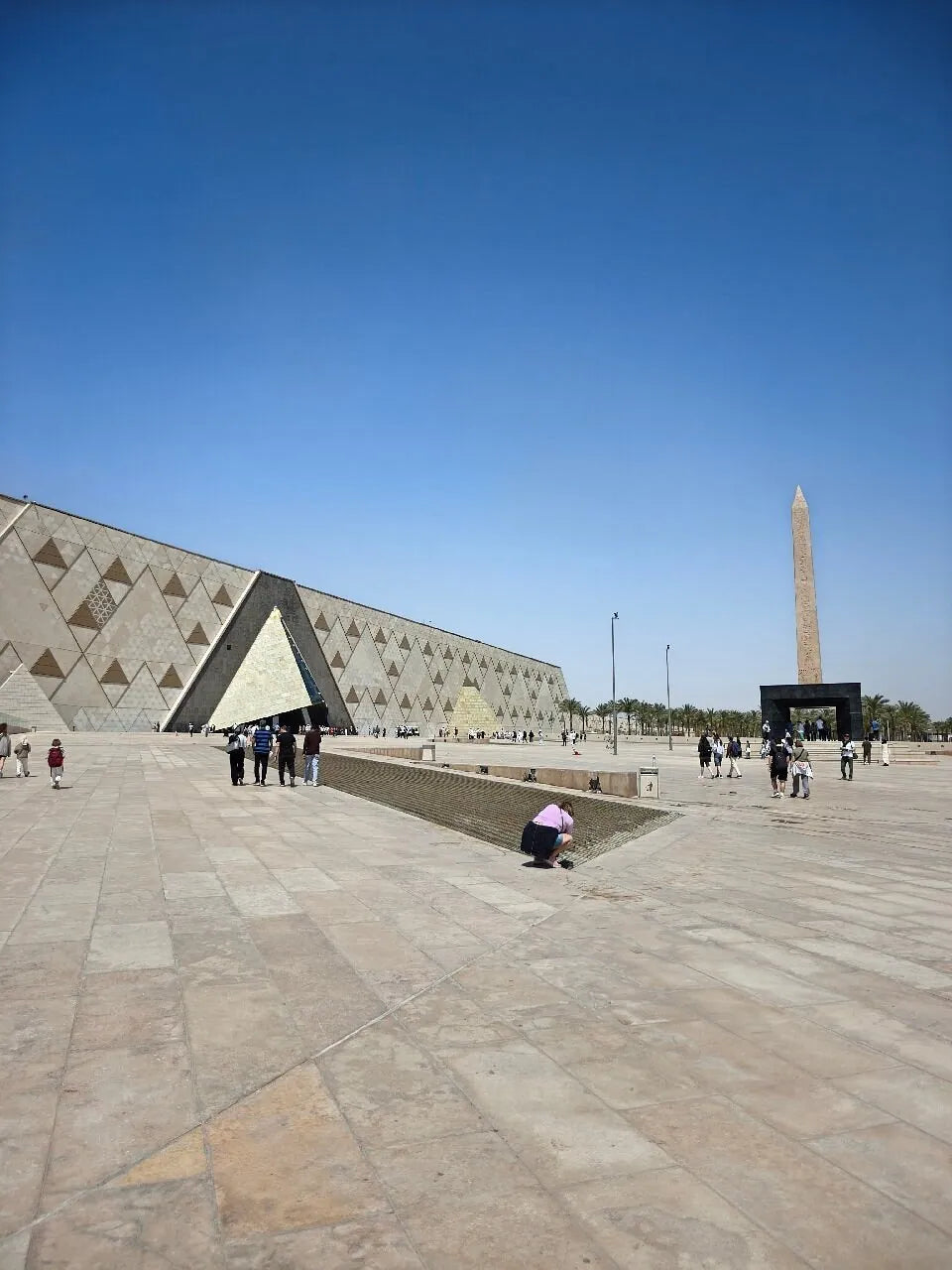 From Sharm El Sheikh: Tagesausflug nach Kairo zu den Pyramiden von Gizeh und dem Großen Ägyptischen Museum mit dem Bus