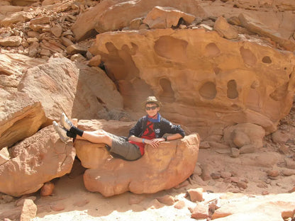 From Sharm El Sheikh: Day Trip to Dahab Colored Canyon and Blue Hole with Snorkeling