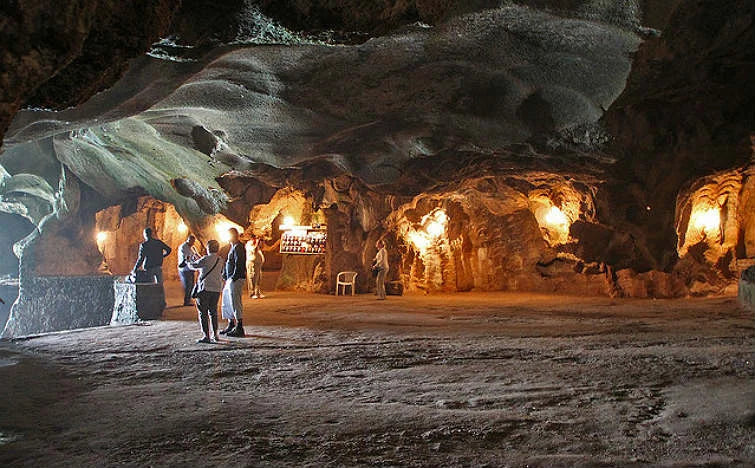 From Tangier: 2-Days Tetouan, Chefchaouen and Asilah Private Tour