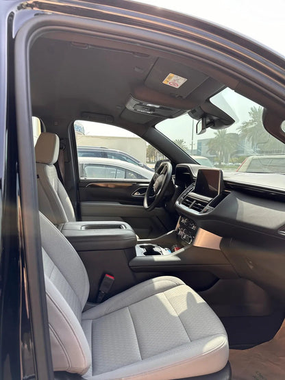 Doha: Aluguel de carro particular GMC Yukon com motorista
