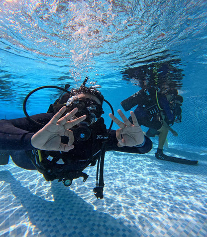 Dubai: PADI Basic Scuba Diving Course
