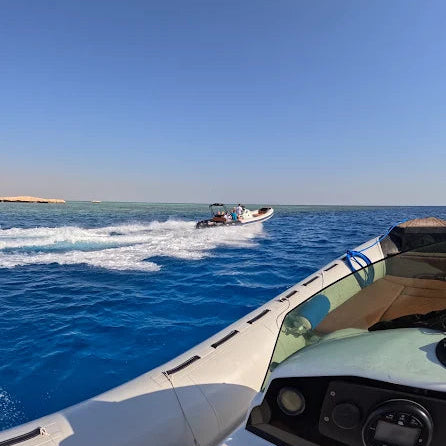 Hurghada: Excursie pe Insula Orange Bay cu barcă privată de mare viteză