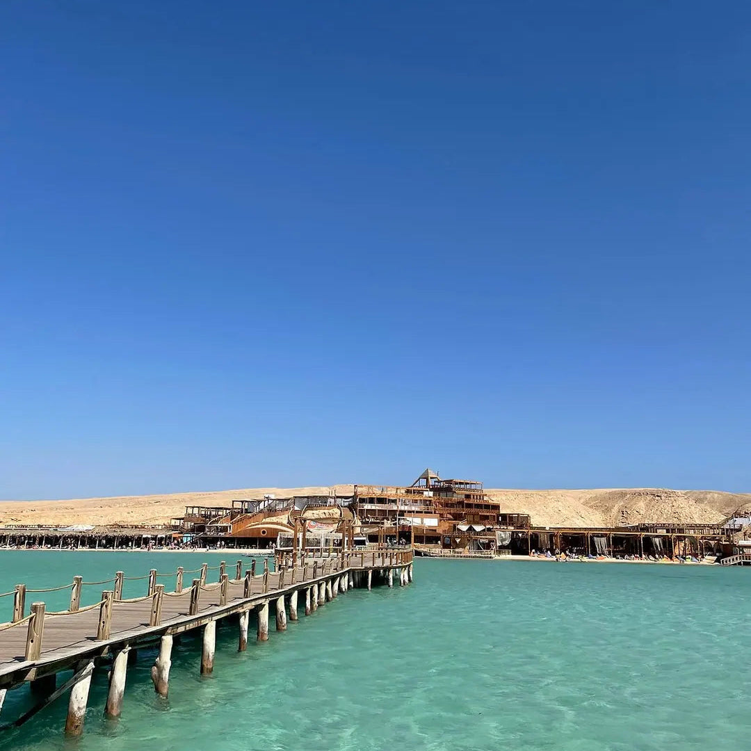 フルガダ：オレンジベイ旅行、シュノーケリング2回とランチ付き