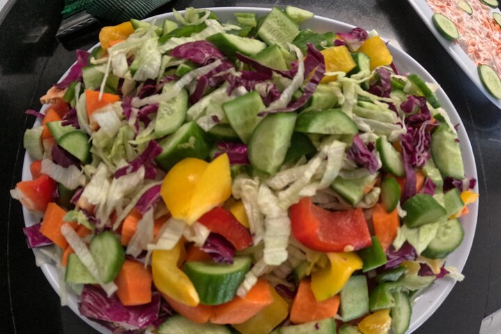 Hurghada: Orange Bay and Snorkeling Cruise Tour with Lunch