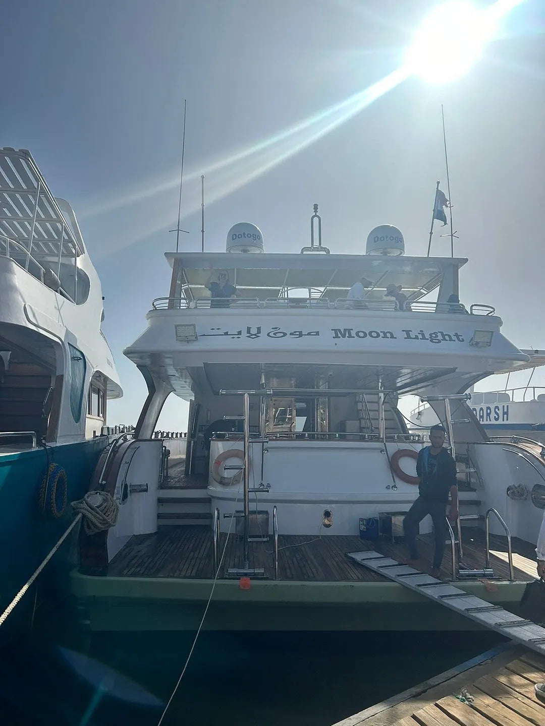 Hurghada: Passeio de iate à Ilha Orange com almoço, esportes aquáticos e transfer