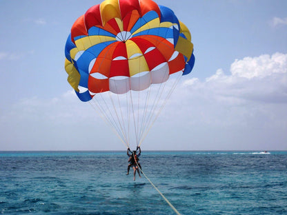 Hurghada: Przygoda na parasailingu z prywatnym transferem
