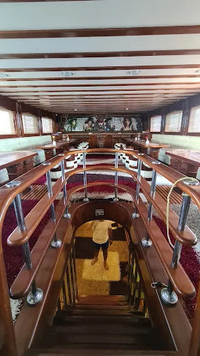 Hurghada: Gita in Barca a Vela dei Pirati con Snorkeling, Visita a Orange Bay e Pranzo