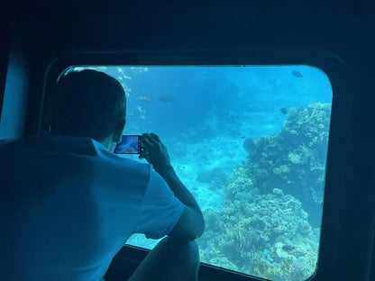 Hurghada: Royal Seascope Glass Boat Submarine Cruise with Snorkeling
