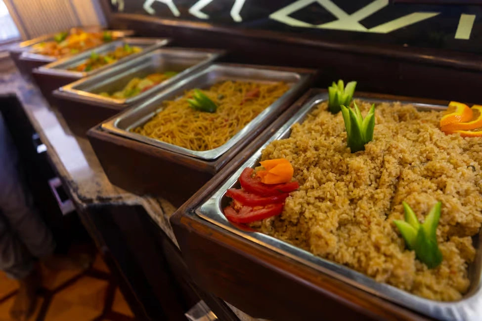 Hurghada: Schnorcheln 6-in-1-Yachtausflug mit Mittagsbuffet