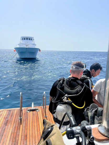Hurghada: Orange-Bay-Ausflug mit Schnorcheln, Tauchen und Mittagessen