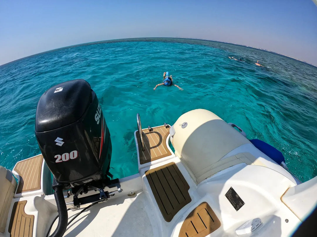 Hurghada: Excursie pe Insula Orange Bay cu barcă privată de mare viteză