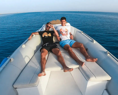 Hurghada: Excursie pe Insula Orange Bay cu barcă privată de mare viteză