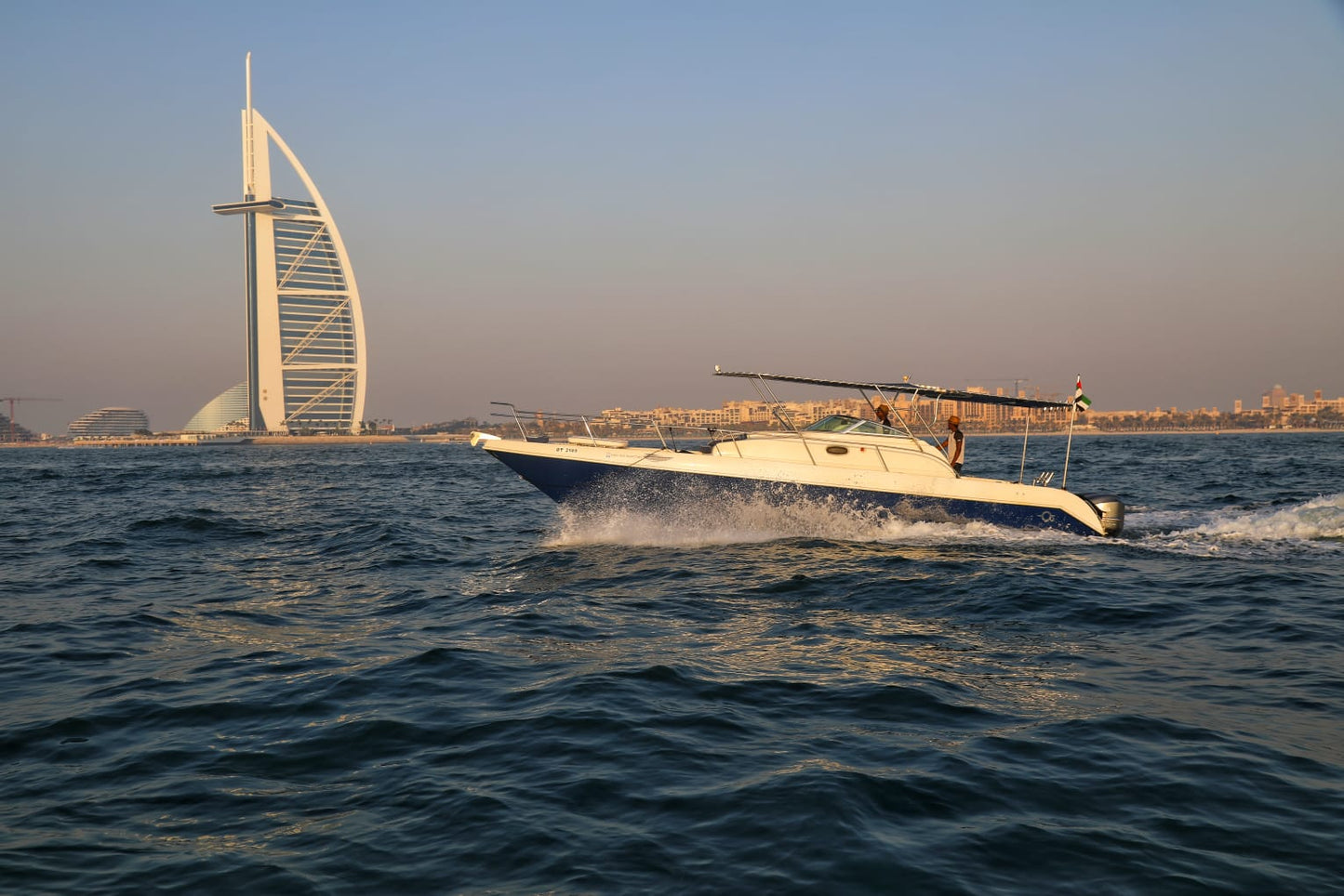 Dubai: Private Boat Cruising Tour