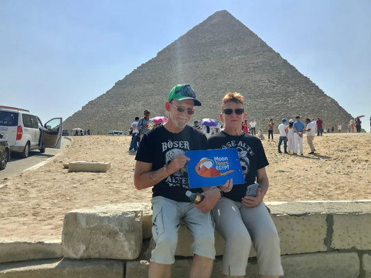 De Hurghada: excursão de um dia para grupos pequenos ao Cairo
