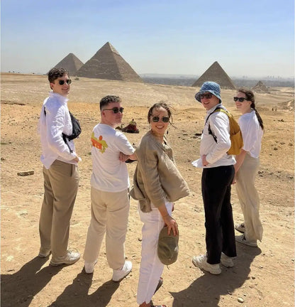 Cairo: Private Tour of Pyramids of Giza, Sphinx, Camel Ride and Lunch