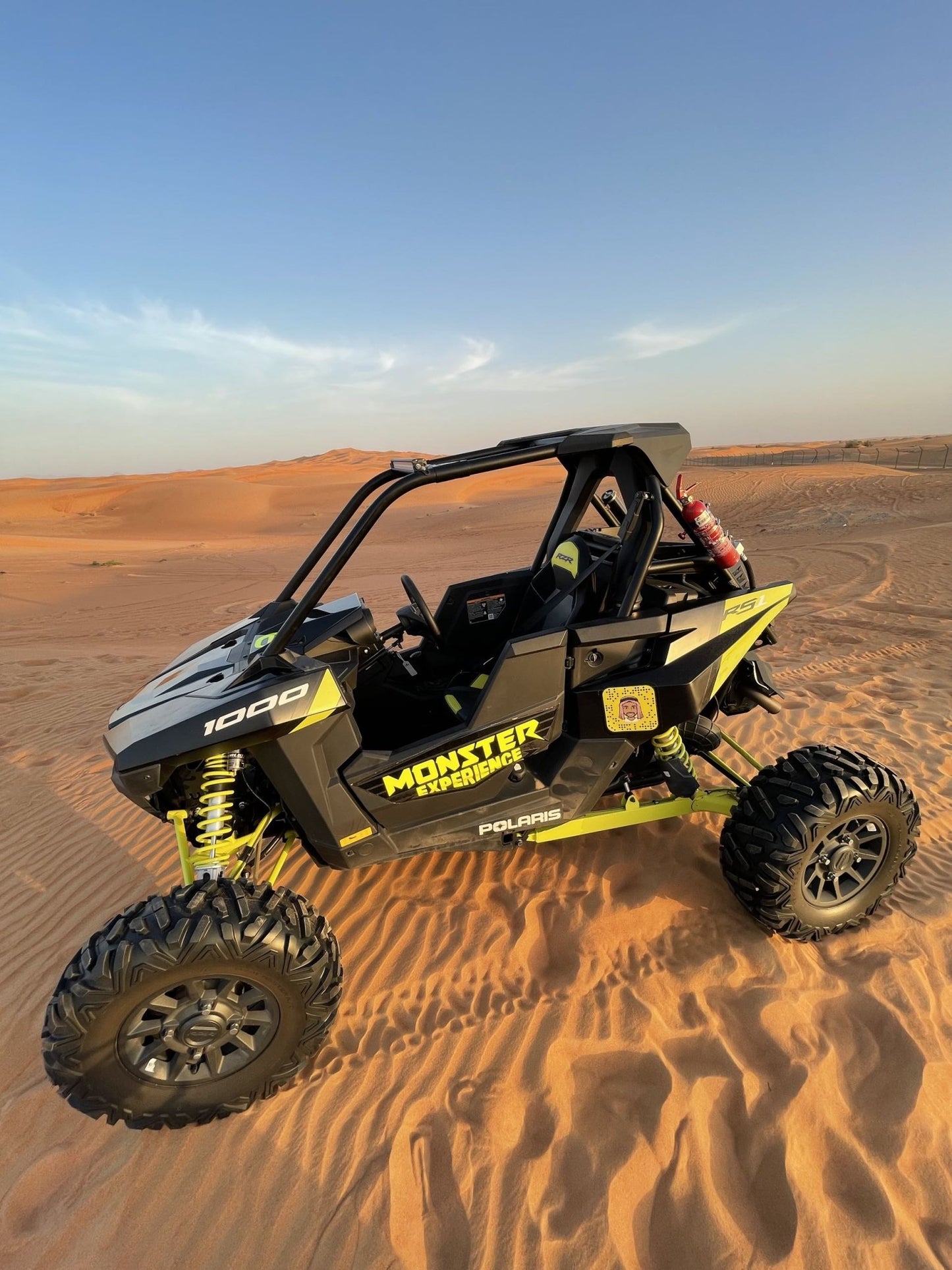 Dubai: passeio de buggy nas dunas Polaris RZR 1000cc