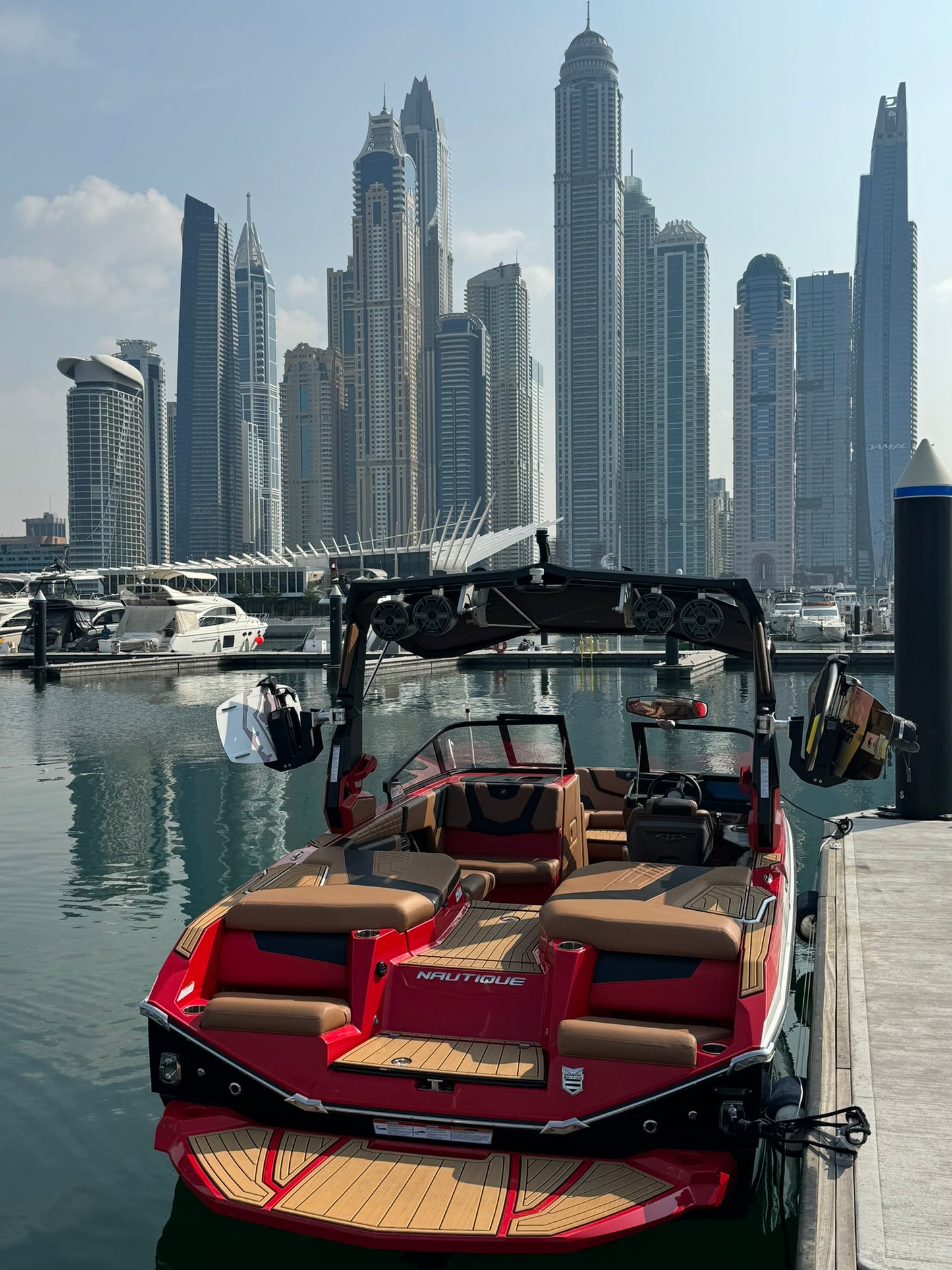Dubai: Wake Boarding or Wake Surfing Experience in Dubai Harbour Marina