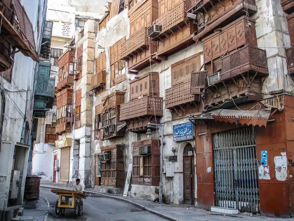 Jeddah: Full-Day City Highlights and Old Town Tour