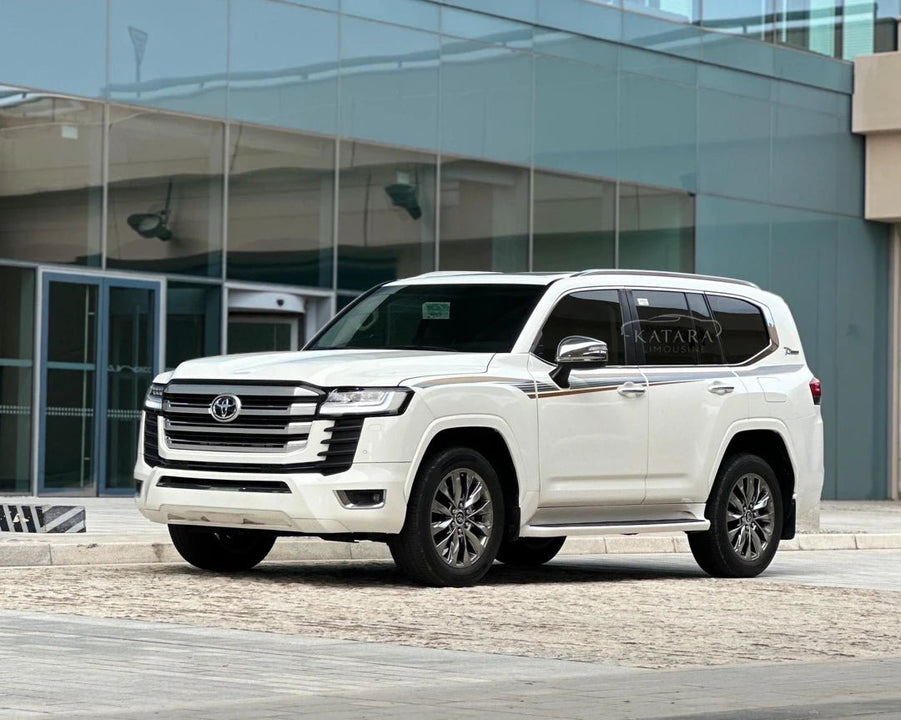 Doha: Toyota Land Cruiser Privéautoverhuur met Chauffeur