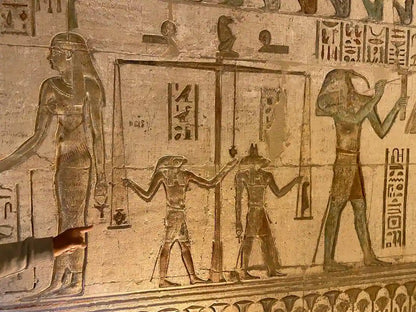 Luxor: 2-Days Private Tour of East and West Bank