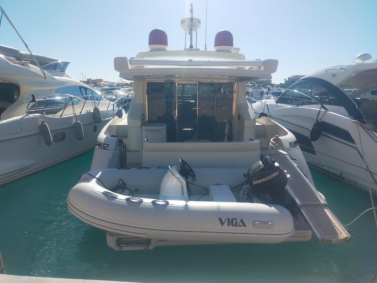 El Gouna: Private Luxury Yacht Trip on a 43FT Yacht