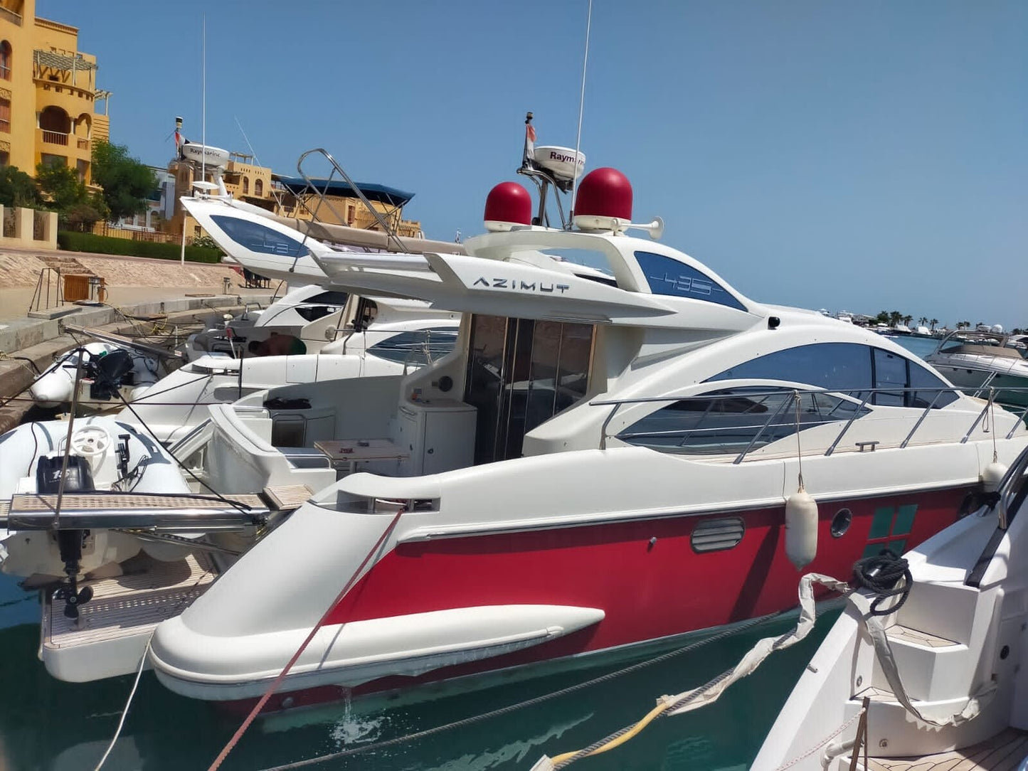 El Gouna: Private Luxury Yacht Trip on a 43FT Yacht