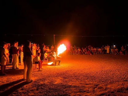 Marrakech: tur în Deșertul Agafay cu quad și cină cu spectacol