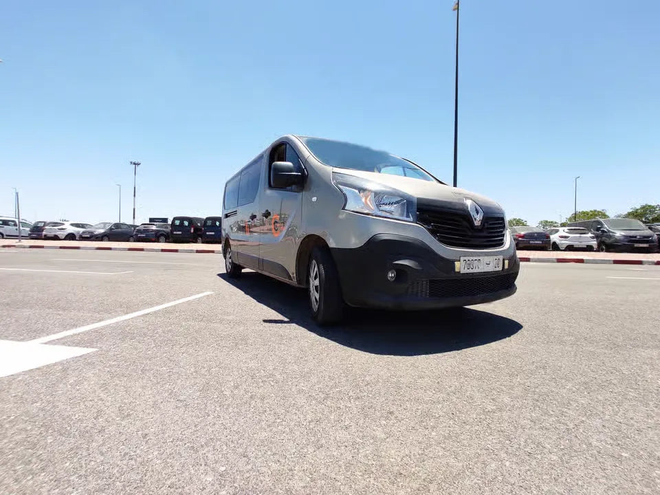 Marrakech: Traslado privado entre el Aeropuerto de Menara y Agadir