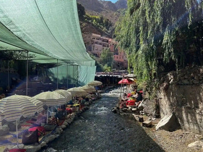 From Marrakeszu: prywatna jednodniowa wycieczka do Doliny Ourika i gór Atlas