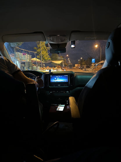 From Marrakech: Traslado privado a la ciudad de Casablanca y al Aeropuerto Internacional Mohammed V