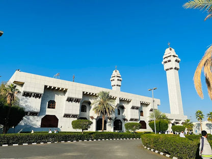 Makkah: Full-Day Ziyarah and Islamic Heritage Tour with Lunch