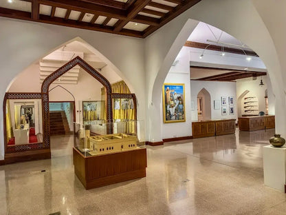 マスカット：ホテル送迎付き半日市内ツアー