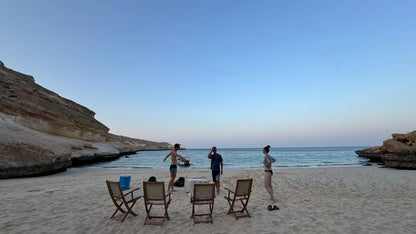Mascate: campeggio notturno in spiaggia e cena barbecue