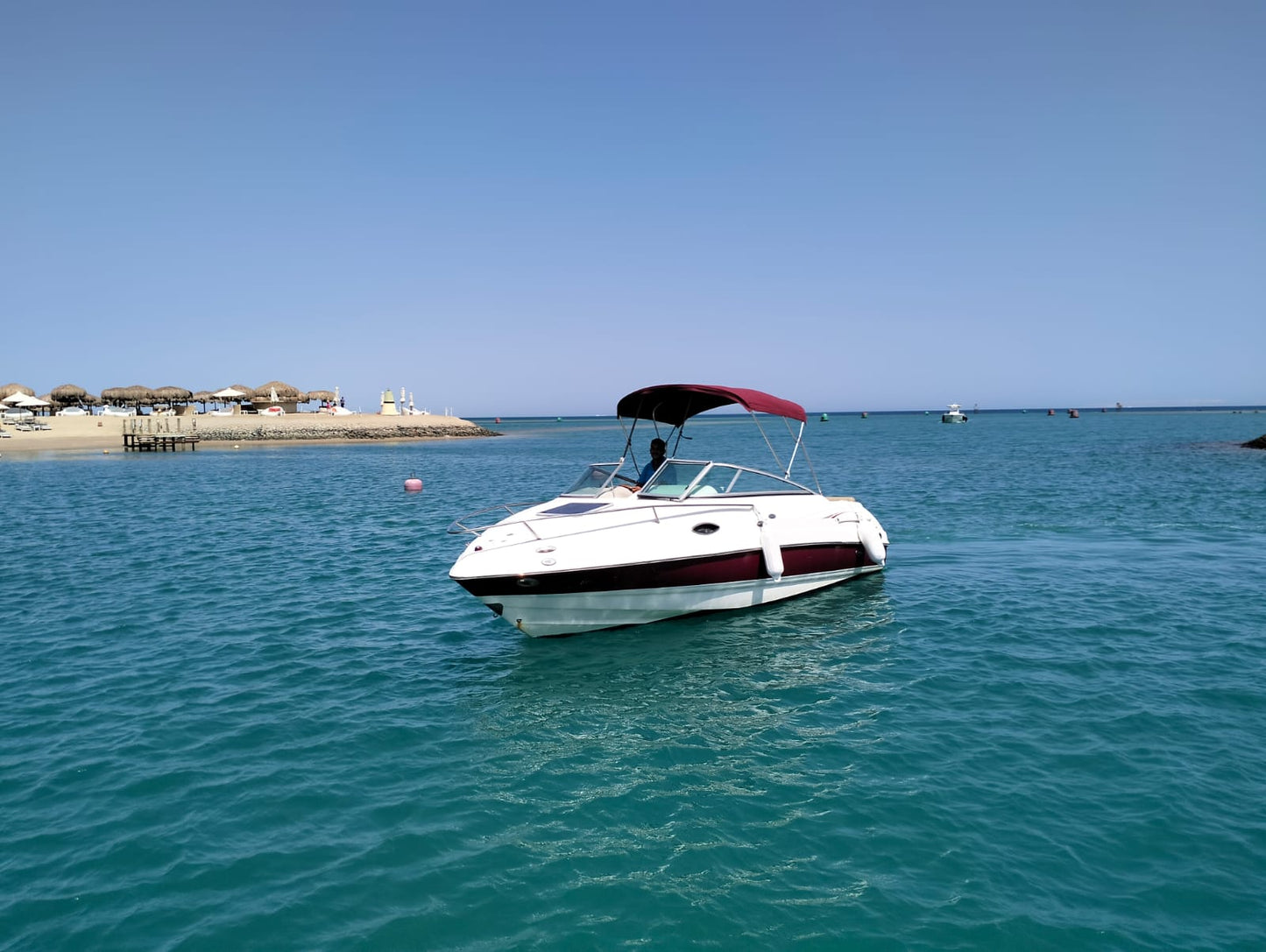 El Gouna: Private Speedboat Rental to Bayoud