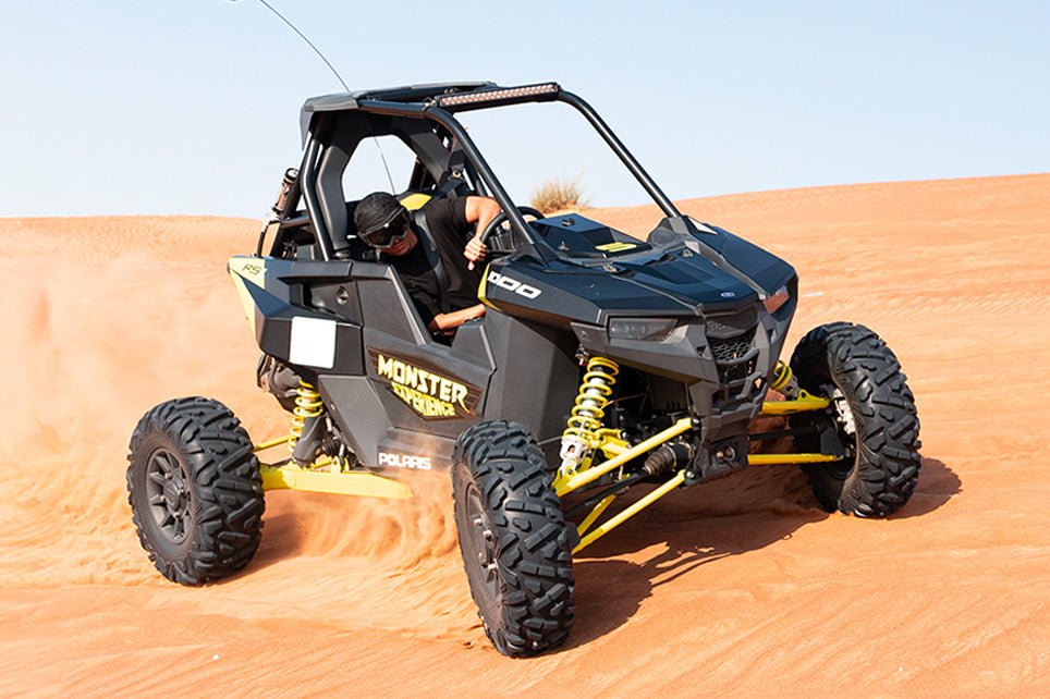 Dubai: passeio de buggy nas dunas Polaris RZR 1000cc