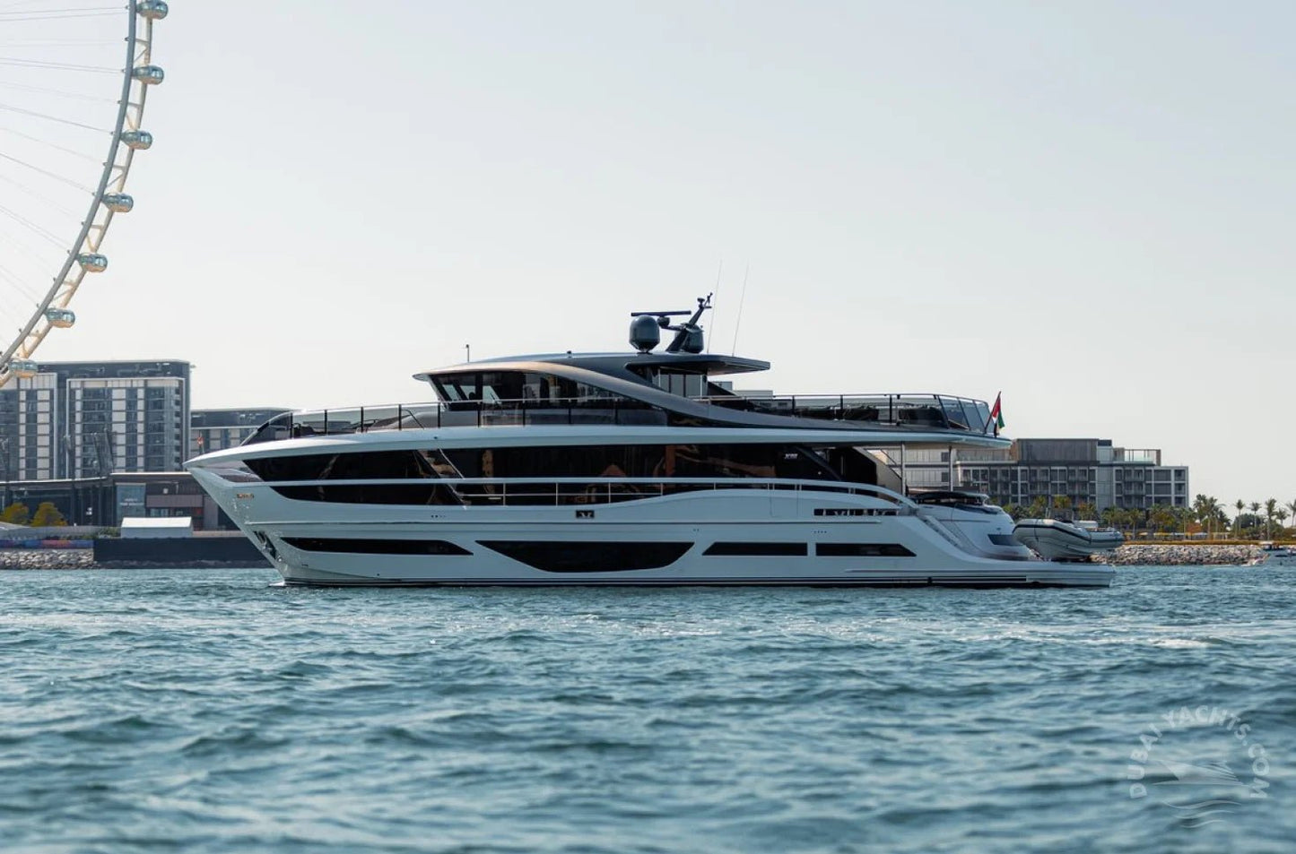 Dubaï : visite privée en yacht Princess Aura 95 pieds
