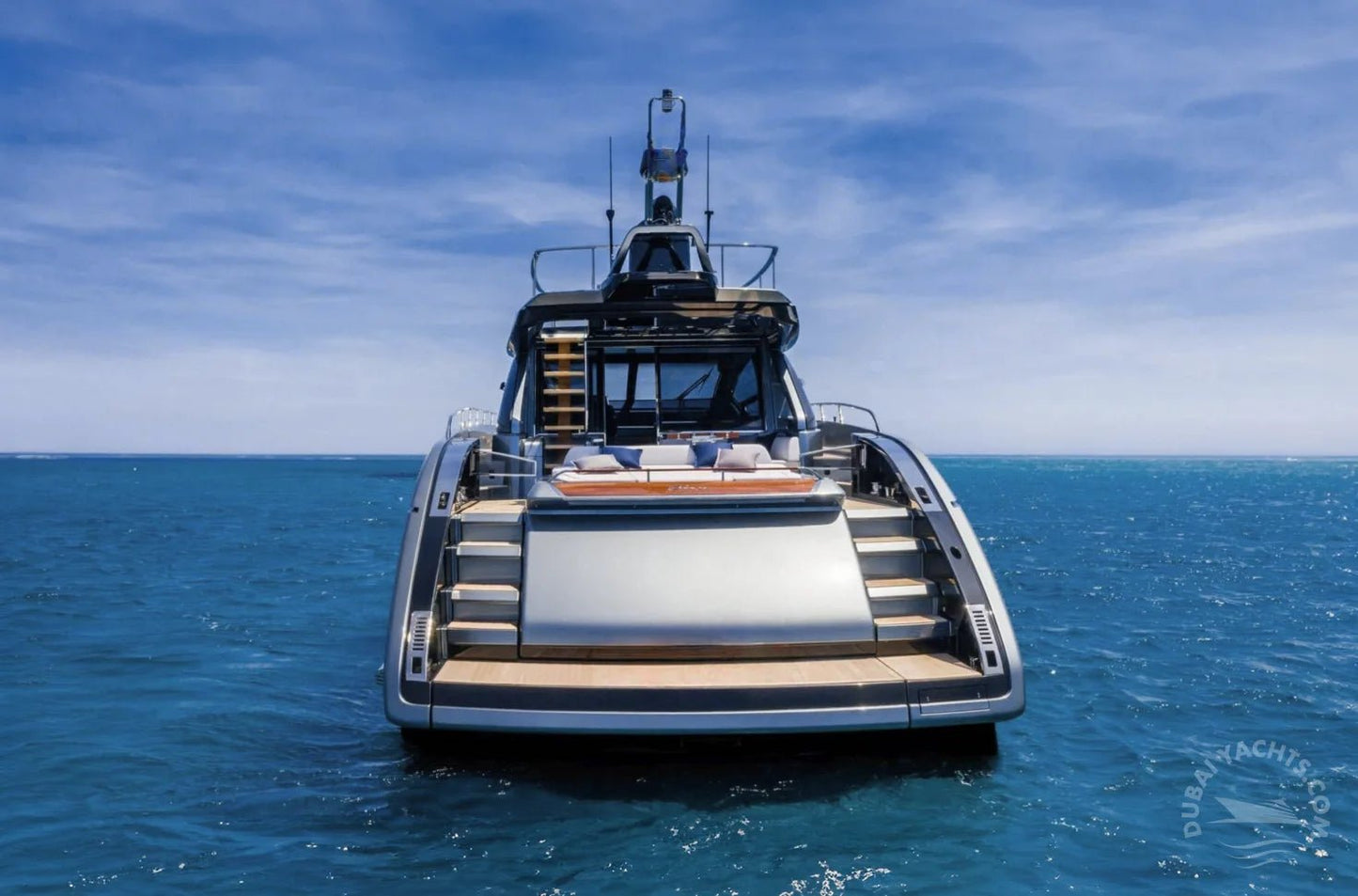 Dubai: privé RIVA Mila 66FT luxe jachtverhuur