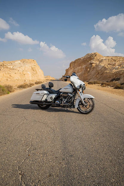 Cairo: Harley Davidson Motorcycle City Tour to Giza Pyramids and New Capital